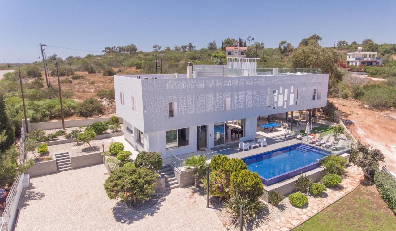 Chloe Luxury Villas Protaras Eksteriør bilde