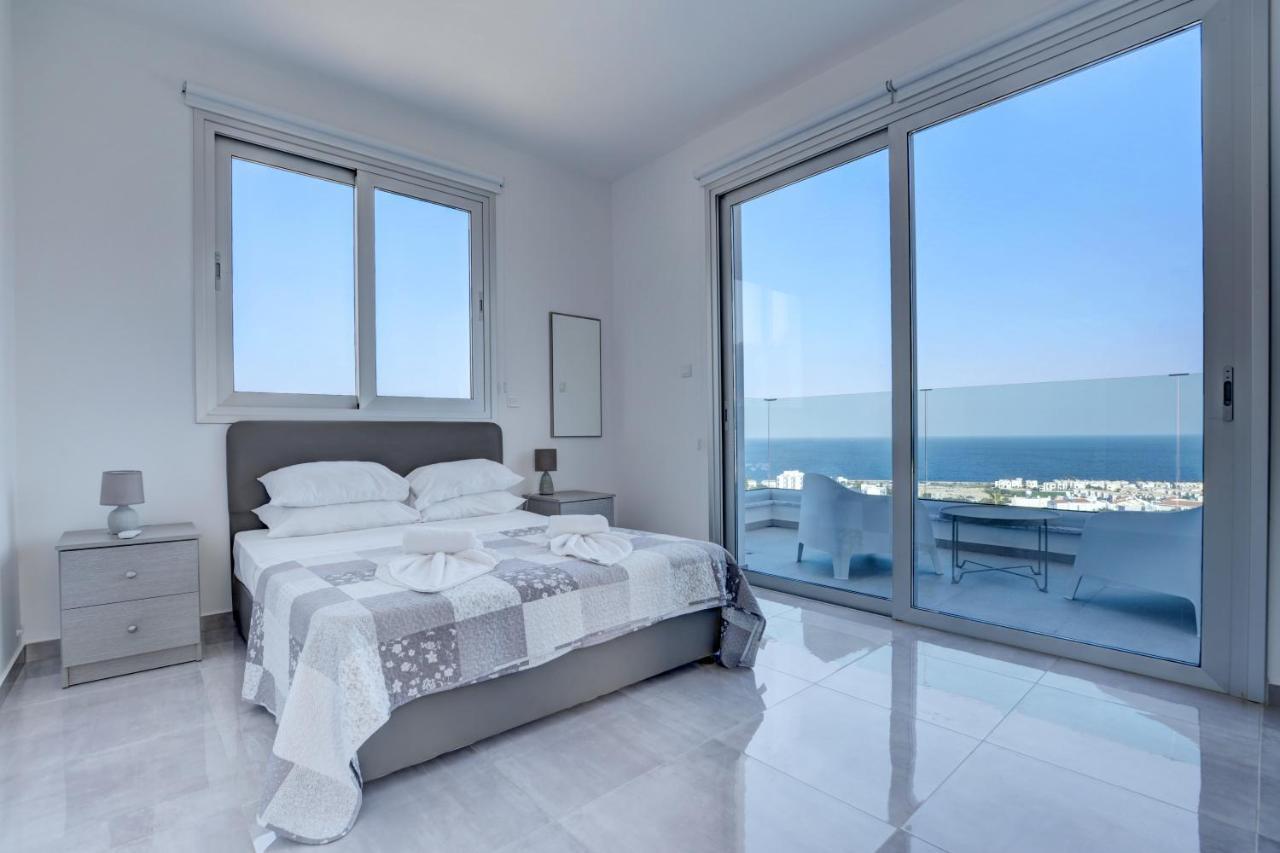 Chloe Luxury Villas Protaras Eksteriør bilde