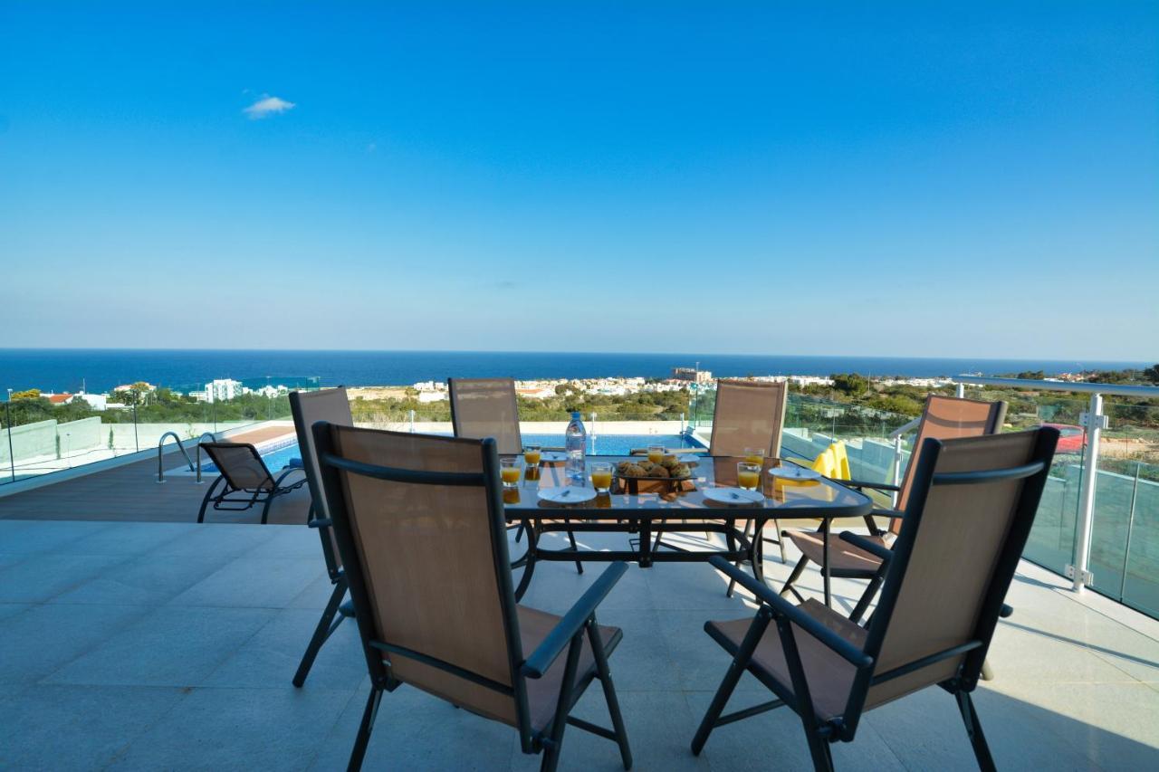 Chloe Luxury Villas Protaras Eksteriør bilde